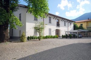 Ristrutturazione serramenti Antiche Scuderie