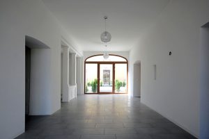 Ristrutturazione serramenti Antiche Scuderie