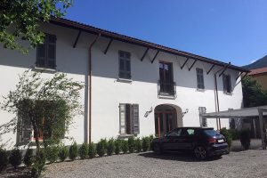 Ristrutturazione serramenti Antiche Scuderie